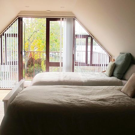 Amberley The Old Vicarage Studio B&B 외부 사진